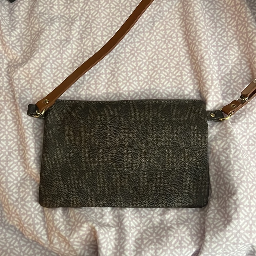 Mk - Picture 2 of 3